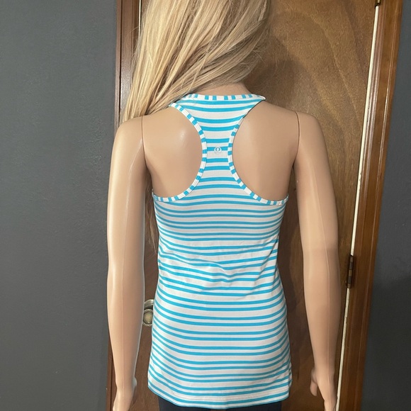 Lululemon" Cool Racerback Stripe blue and white, - Picture 8 of 13